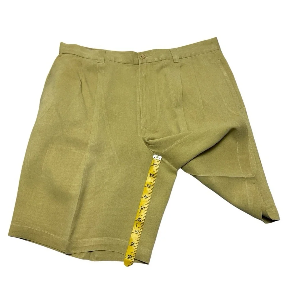 Tommy Bahama Men's 100% Silk Pleated Shorts – Mustard Yellow,‎ Size 33